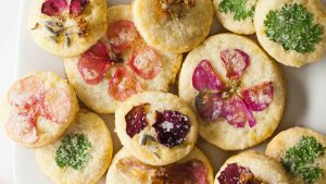 pressed flowers shortbread cookies